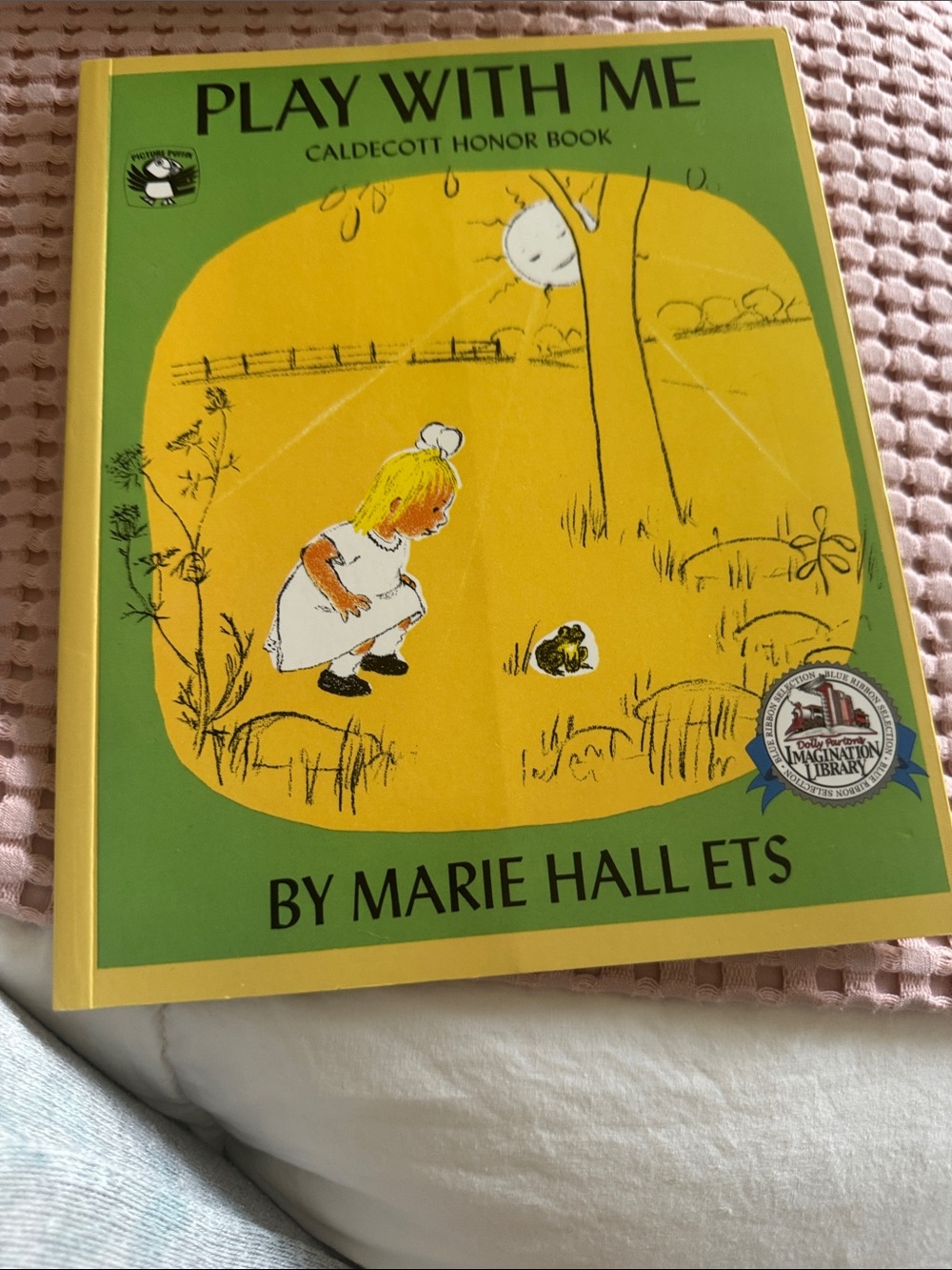 Nicely used: Play With Me by Marie Hall Children's Picture Book